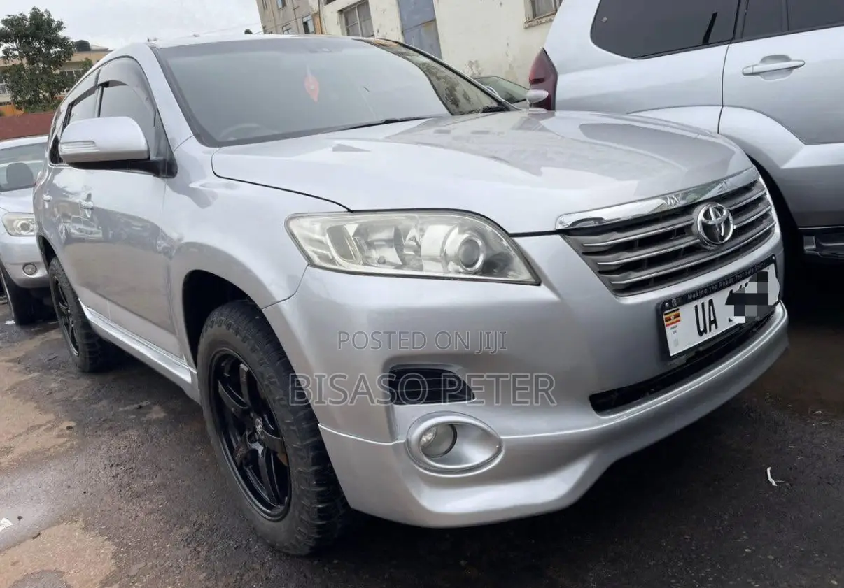 Toyota Vanguard 2009 Silver