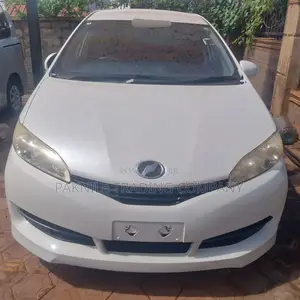 Toyota Wish 2012 White