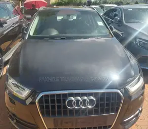 Audi Q3 2012 Black
