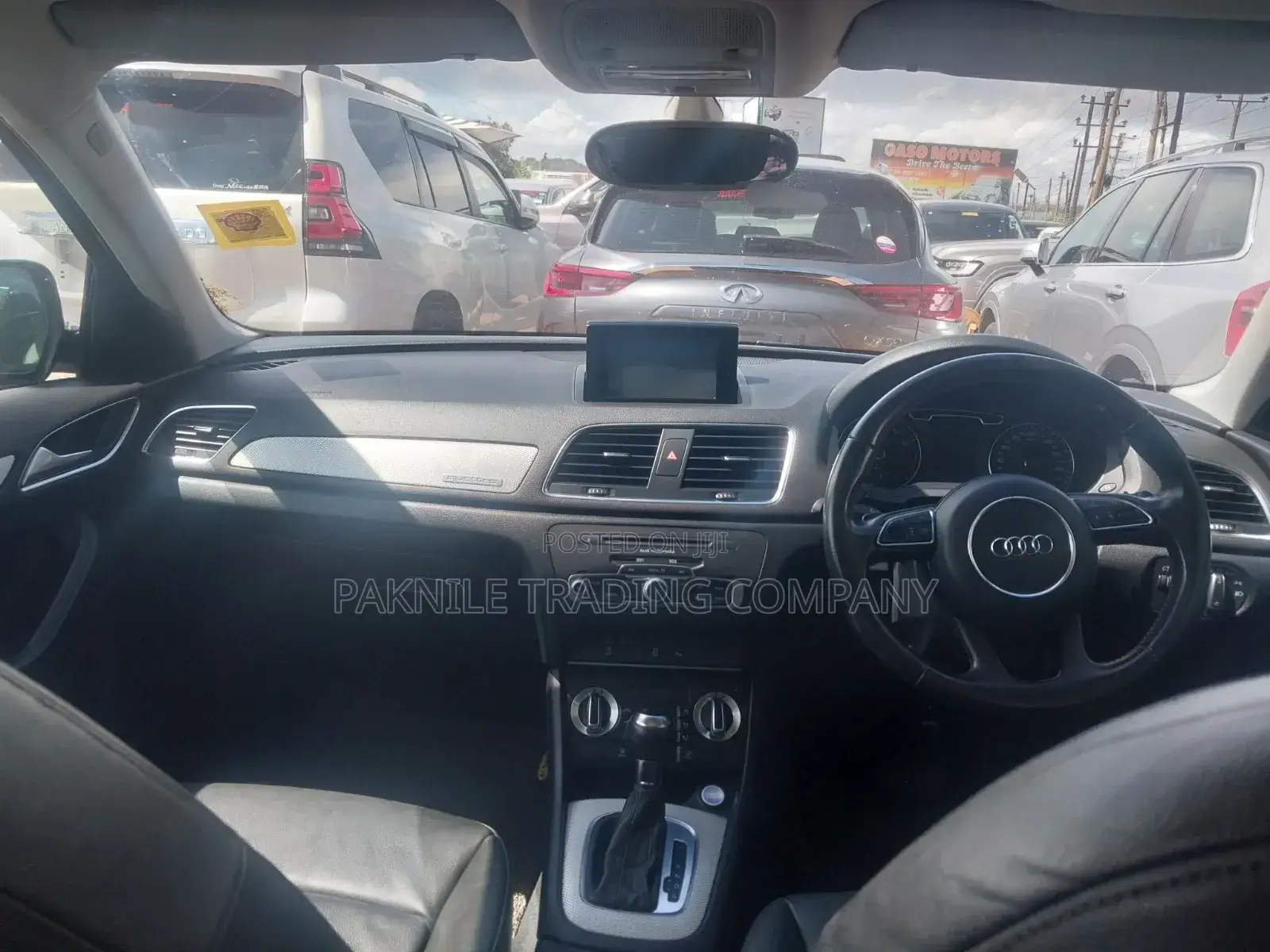 Audi Q3 2012 Black