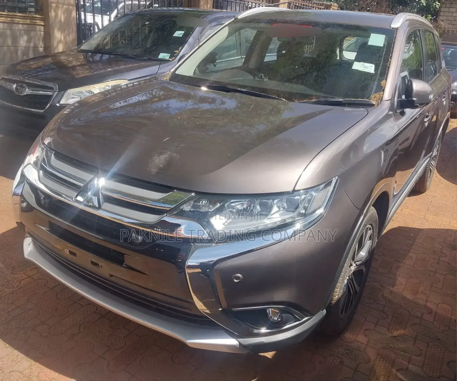 Mitsubishi Outlander 2017 Brown