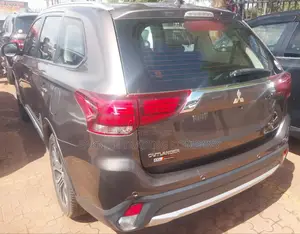 Mitsubishi Outlander 2017 Brown
