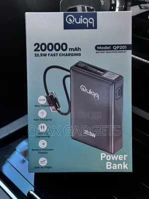 Quiqq 20000mah 22.5w Powerbank With Inbuilt Type C and iPhone Cables