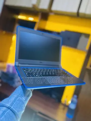 Laptop Dell 4GB Intel Core i3 HDD 500GB