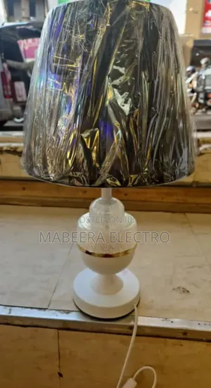 Gobal Bedside Table Lamp