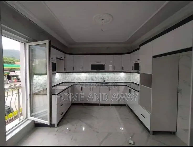 All Types of Kitchen Cabinets in Kampala From 885,000/- Per Meter