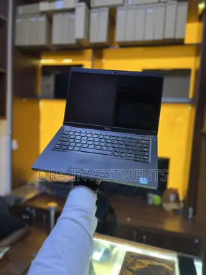Laptop Dell Latitude 7390 8GB Intel Core i5 SSD 256GB