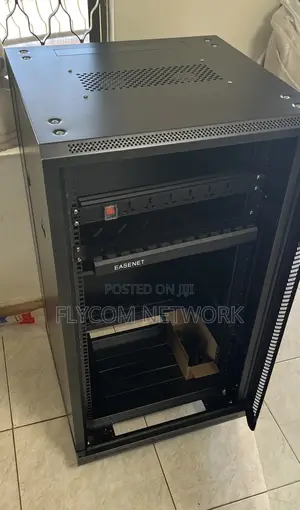 Rack Network Cabinet(22u)