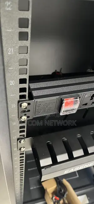 Rack Network Cabinet(22u)