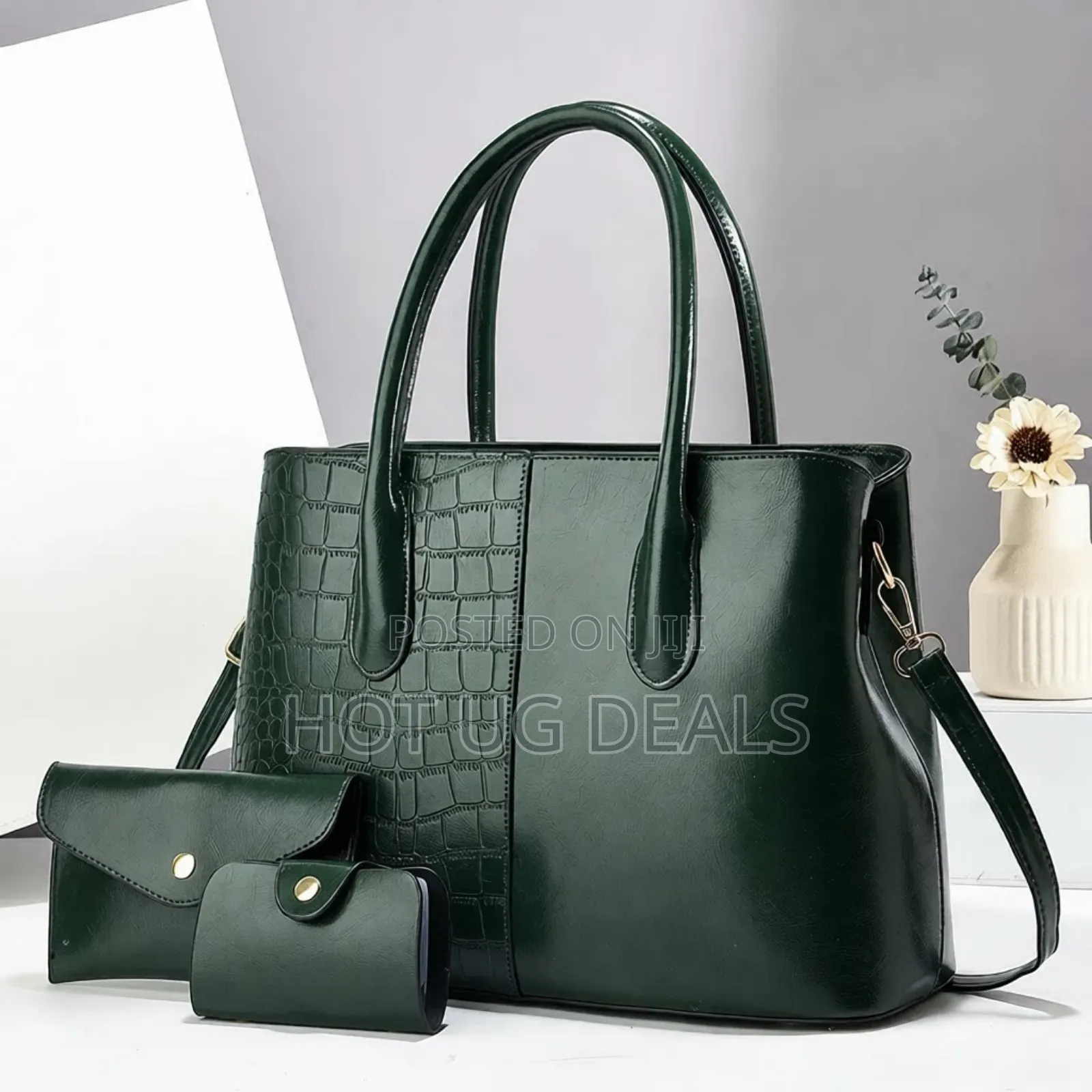 Unique Ladies Hand Bag