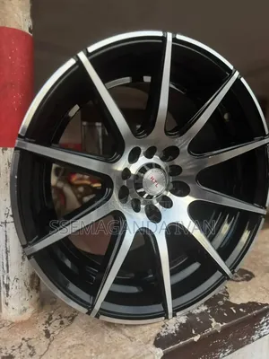 Ractis Silver Black Rims Size 16(5 Holes)