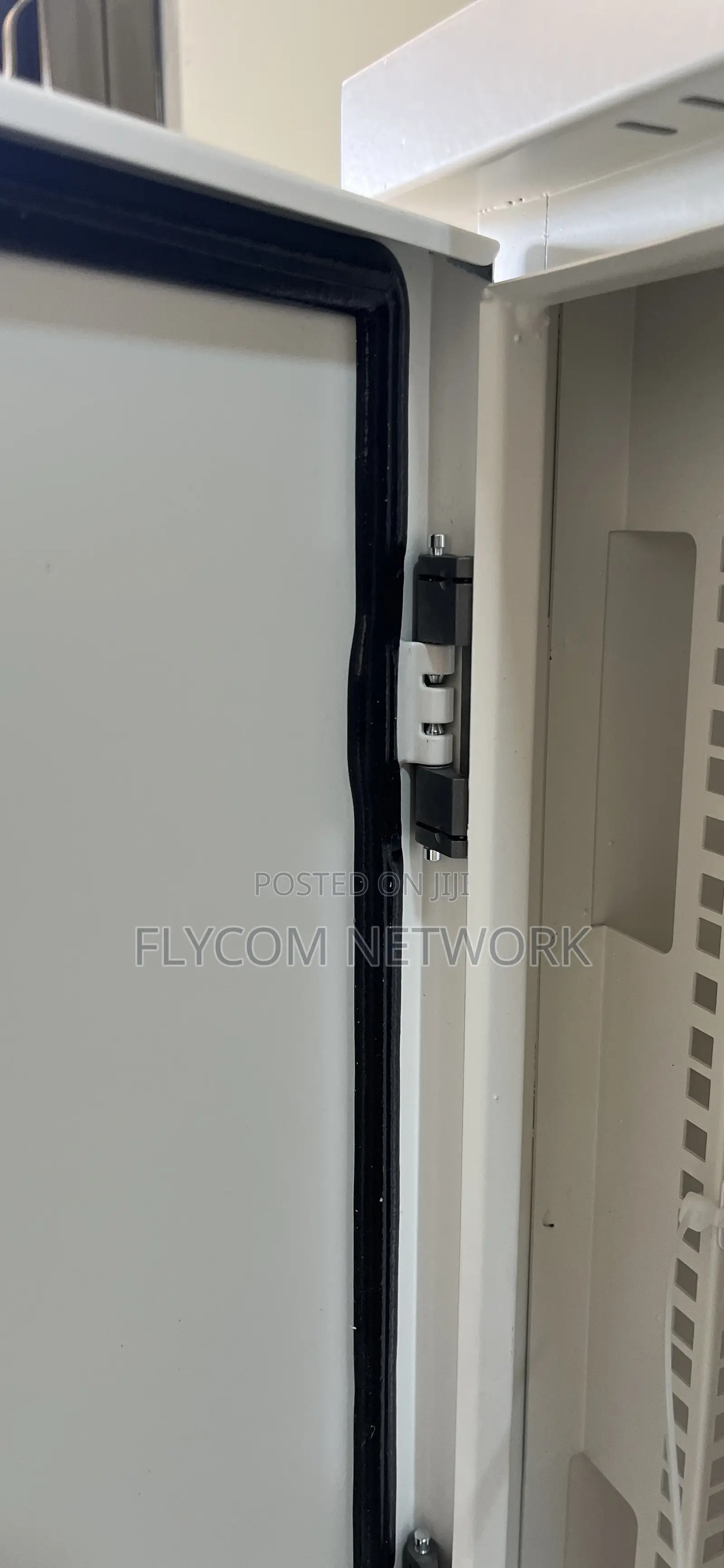 Outdoor Server Rack (12u)