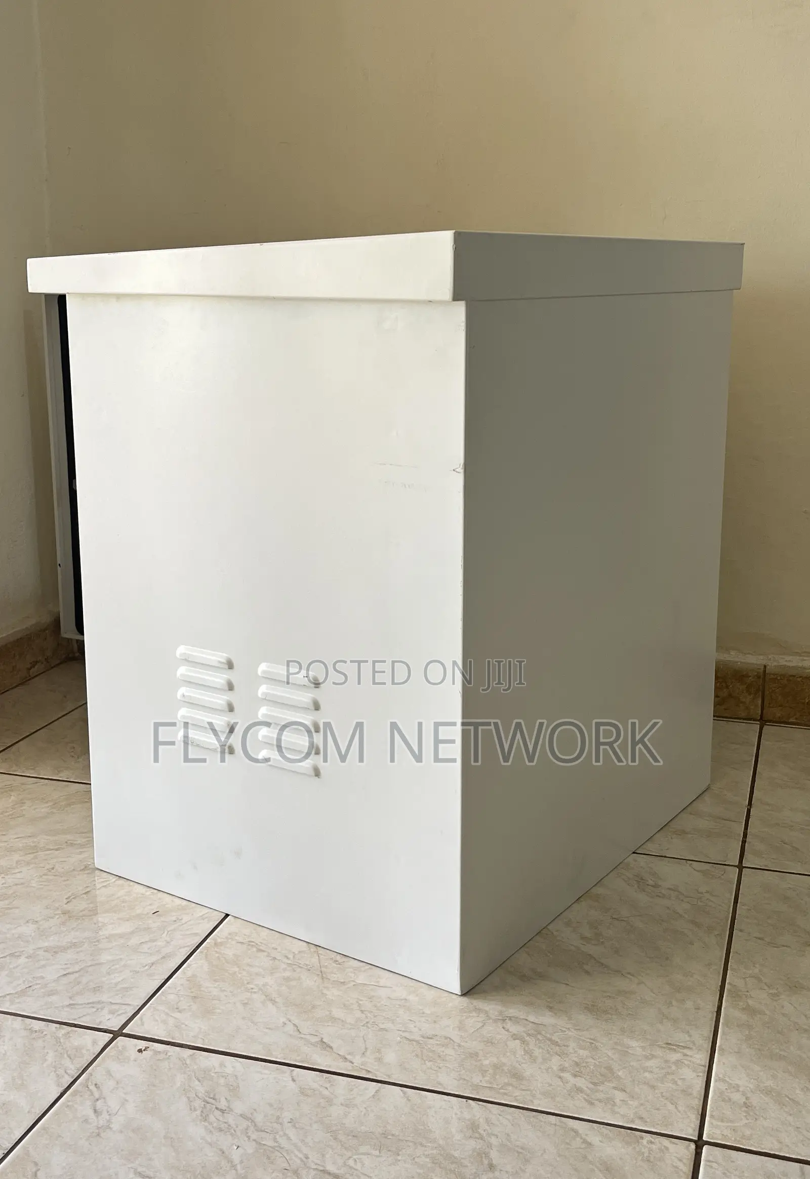 Outdoor Server Rack (12u)