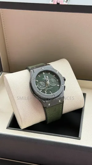 Leather Strapped Men's Automatic Hublot Wrist Time Piece at Discount