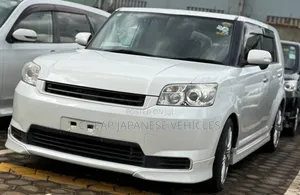 Toyota Corolla Rumion Hatchback 1.8 FWD 2012 Pearl