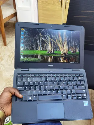 Laptop Dell Latitude 3380 4GB Intel Celeron SSD 128GB