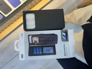 iPhone 17pro Max Flip Cases