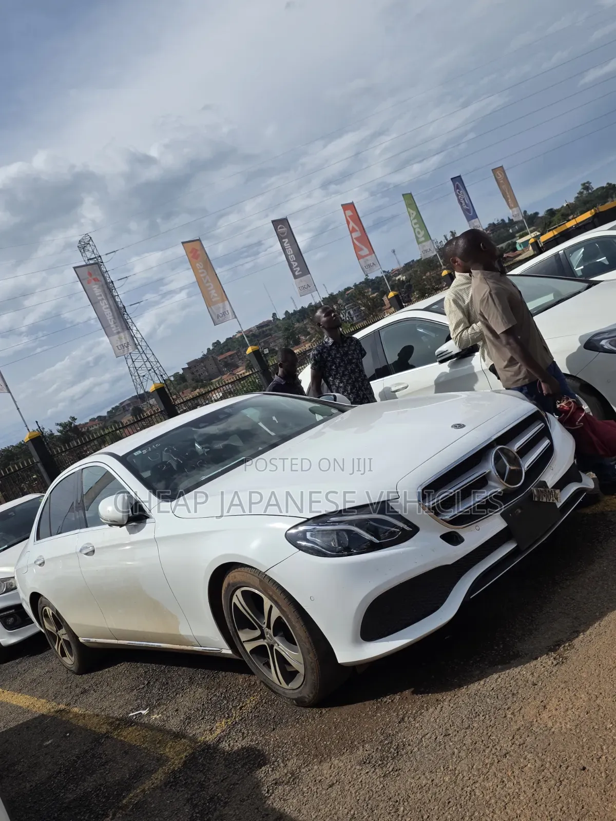 Mercedes-Benz E220 2017 White