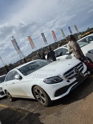 Mercedes-Benz E220 2017 White