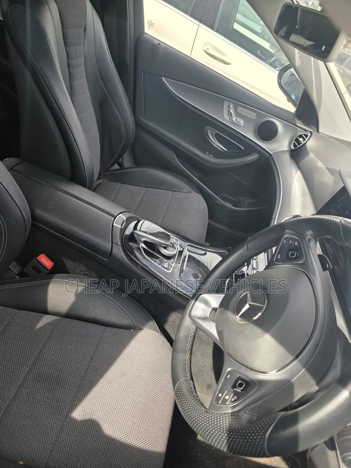 Mercedes-Benz E220 2017 White