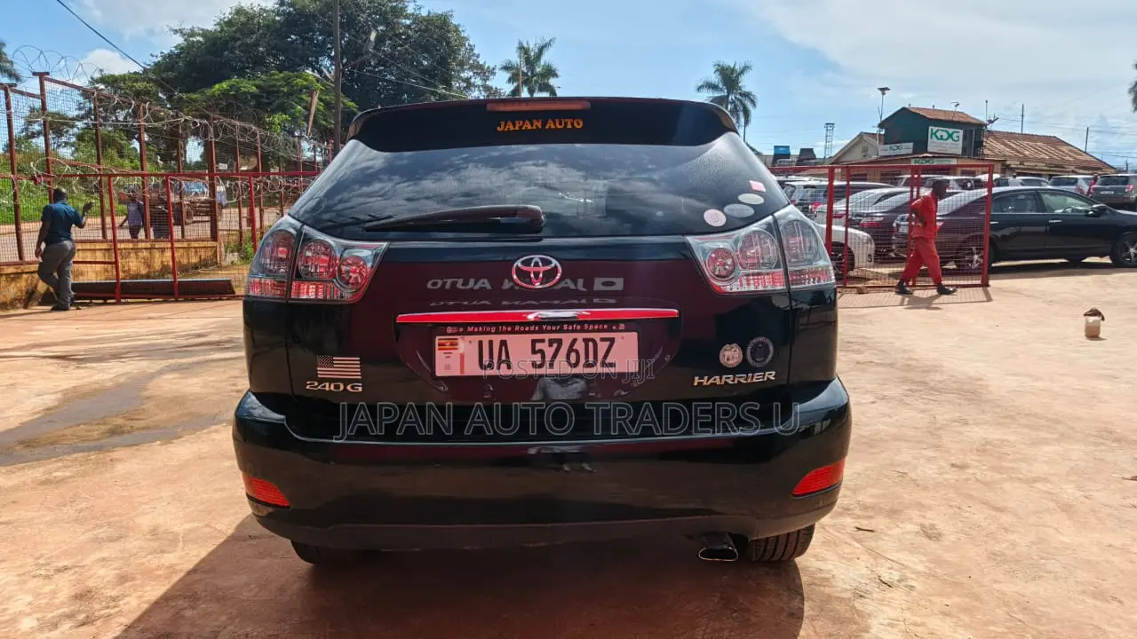 Toyota Harrier 2011 Black
