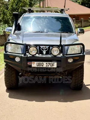 Toyota Land Cruiser Prado 3.0 TD 2010 Gray