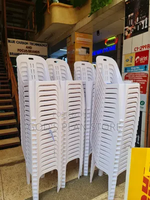 Vintage Matted Back Plastic Chairs Plastic Chairs (White)