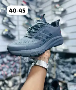 Classic Men's Simple Sneakers