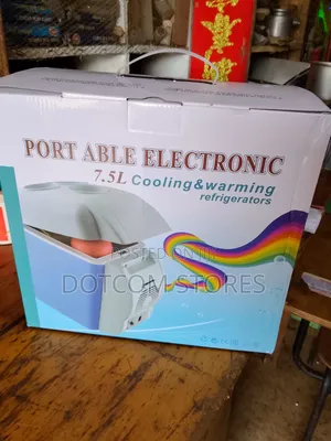 7.5l Plug In Car Cooler/ Car Fridge
