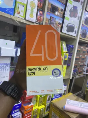 New Tecno Spark 40 Pro 128 GB Silver