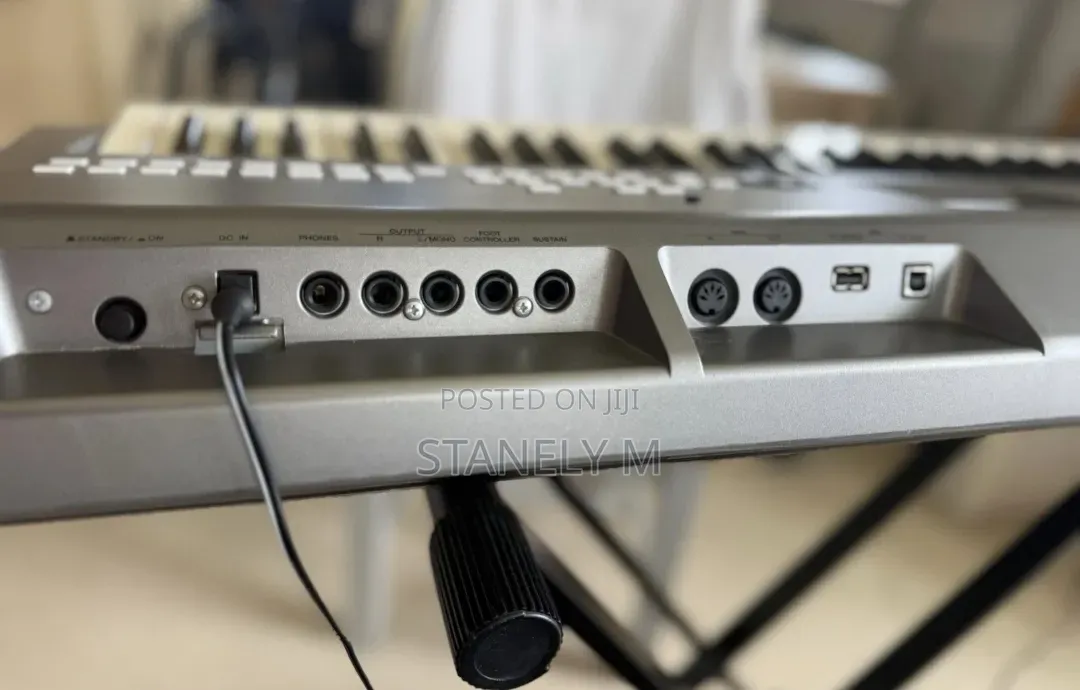 Yamaha Mm6 Synthesiser Keyboard Piano