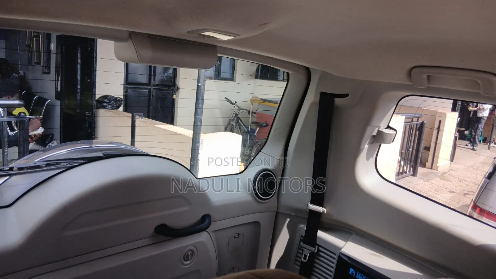 Mitsubishi Pajero 2011 White