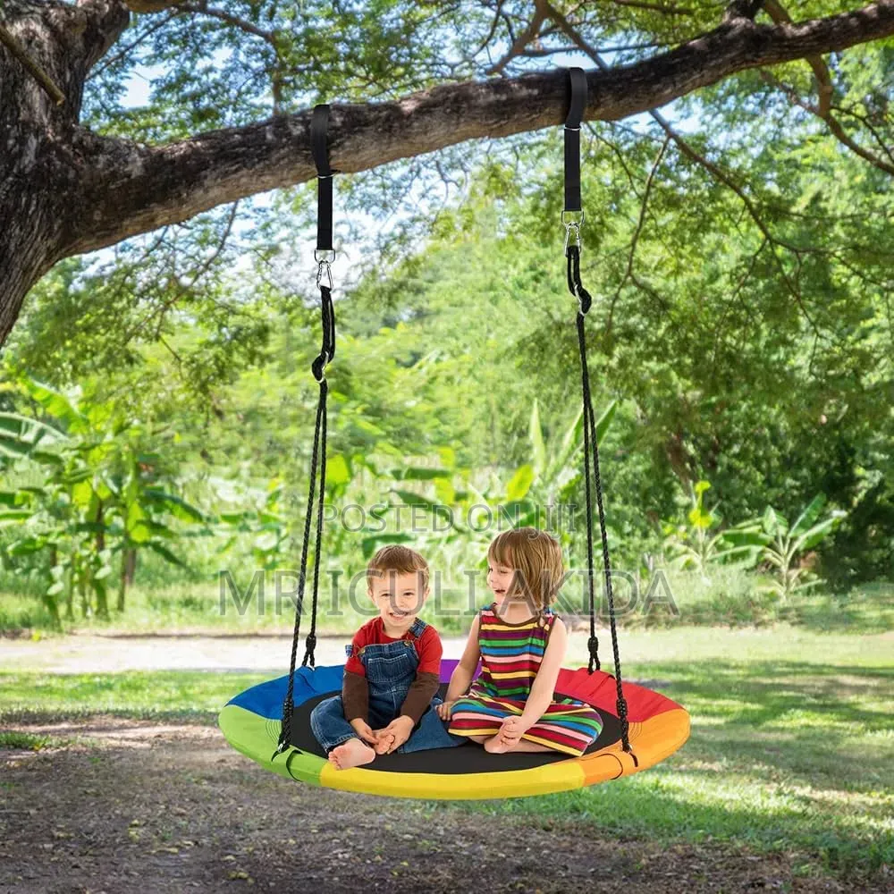 Round Saucer Tree Swing Designed for Both Kids and Adults