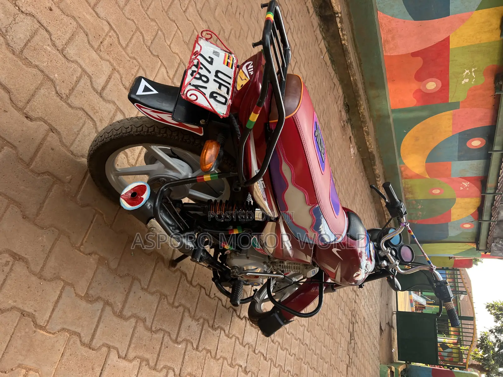 Bajaj CT 125X 2023 Red