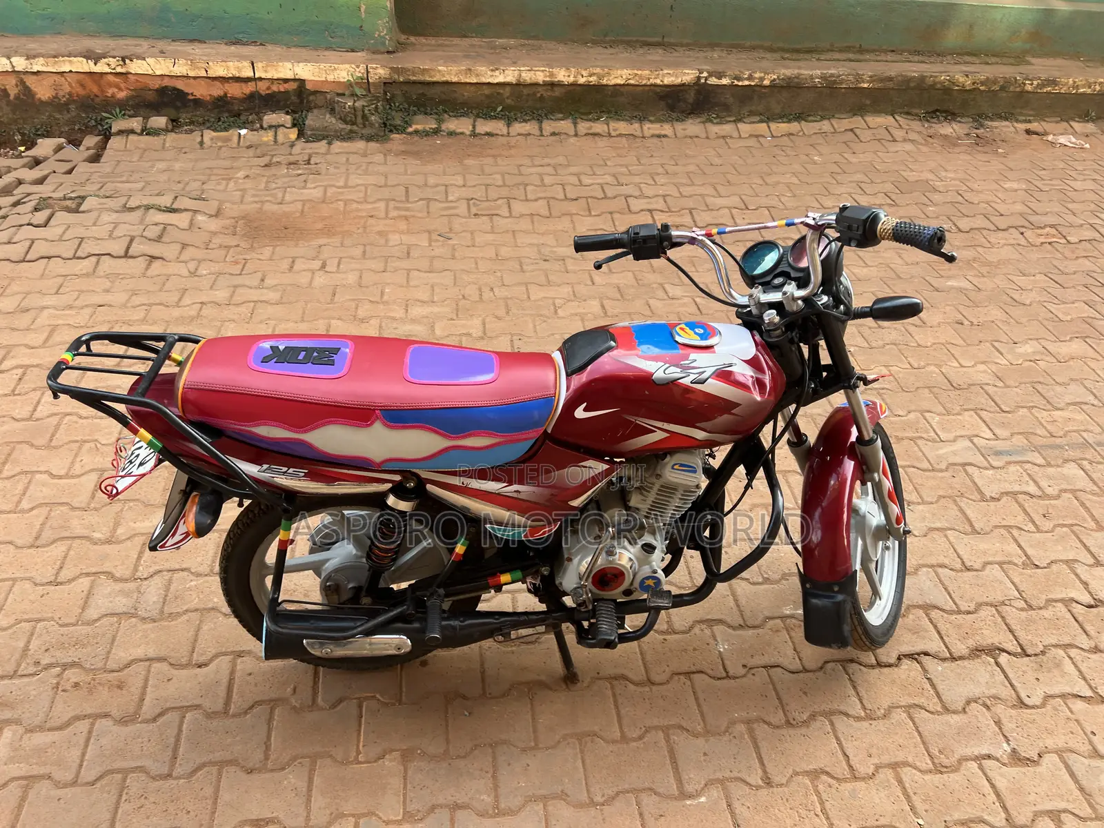 Bajaj CT 125X 2023 Red
