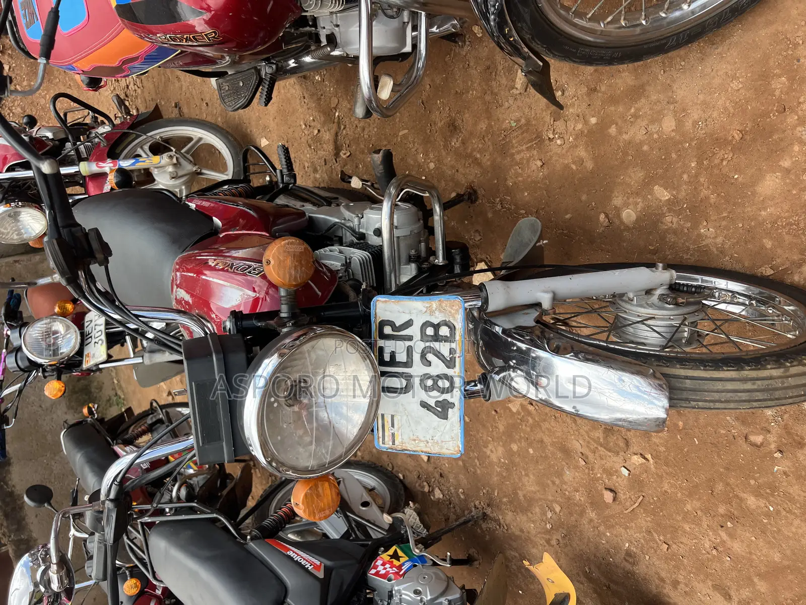 Bajaj Boxer 100 2021 Red