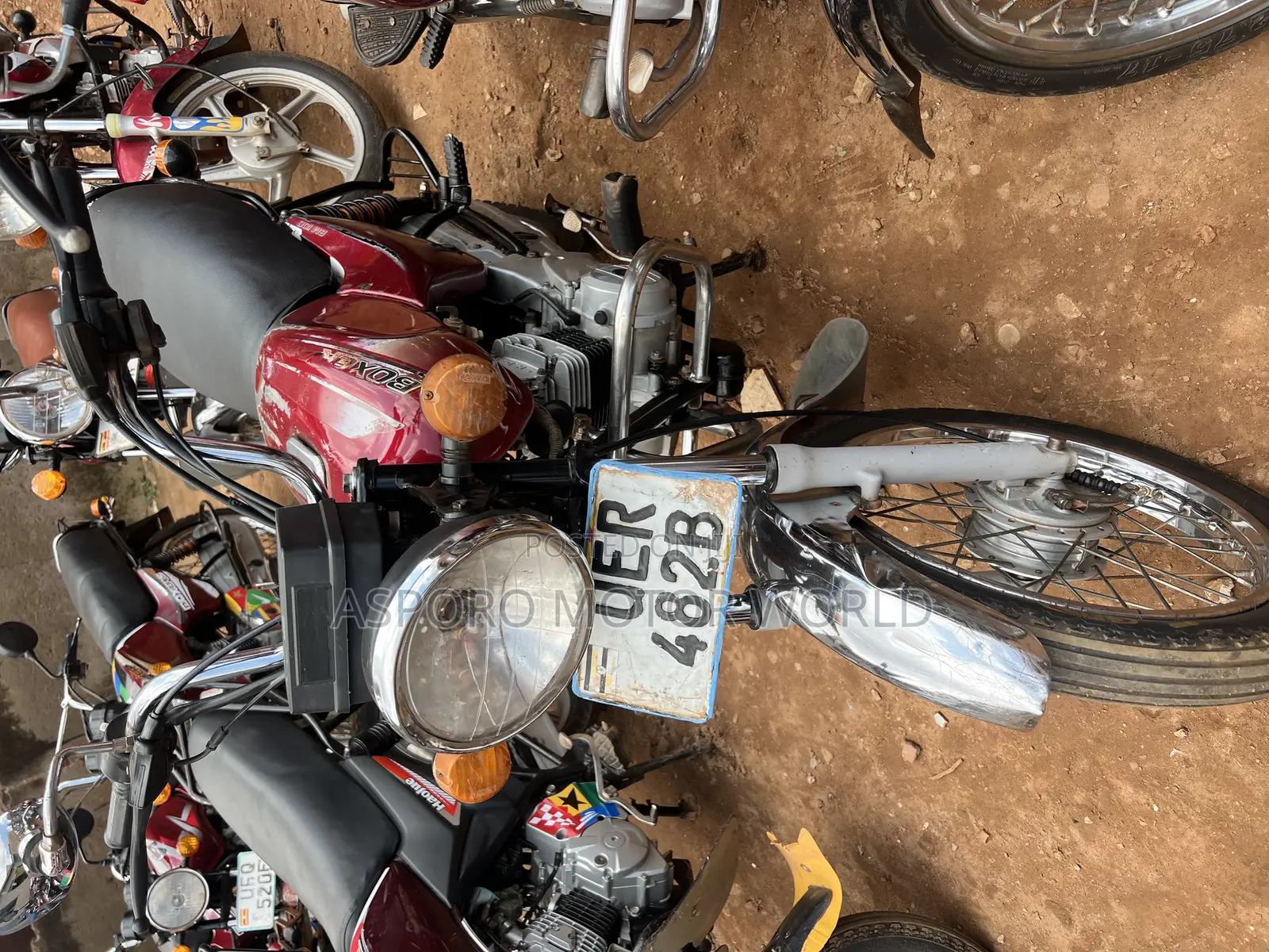 Bajaj Boxer 100 2021 Red