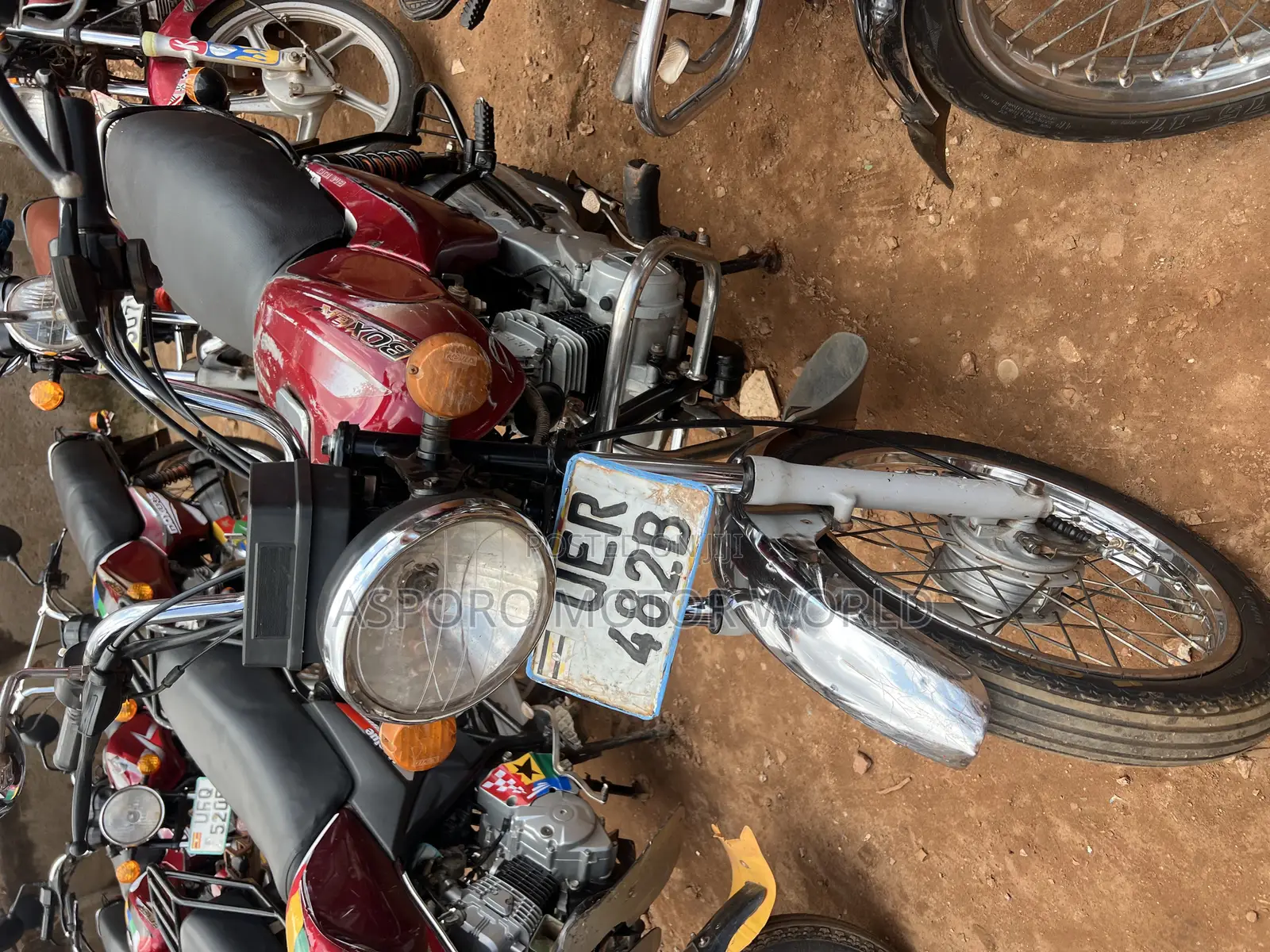 Bajaj Boxer 100 2021 Red