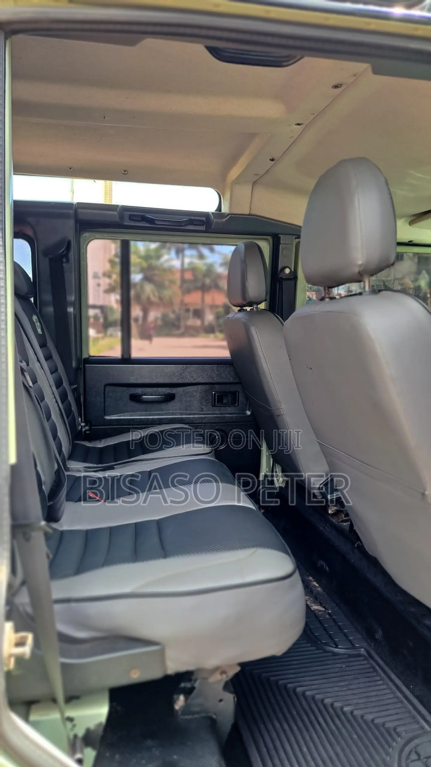 Land Rover Defender 2011 Gray