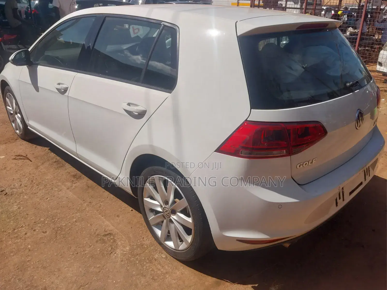 Volkswagen Golf 2016 White