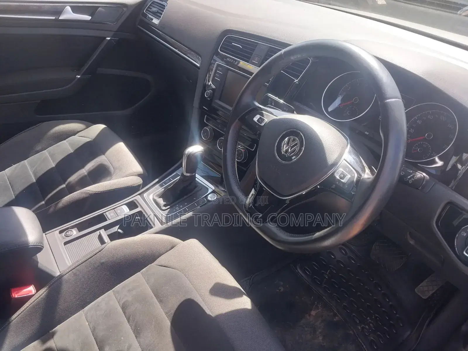 Volkswagen Golf 2016 White