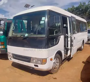 Mitsubishi Fuso Rosa 2016 White