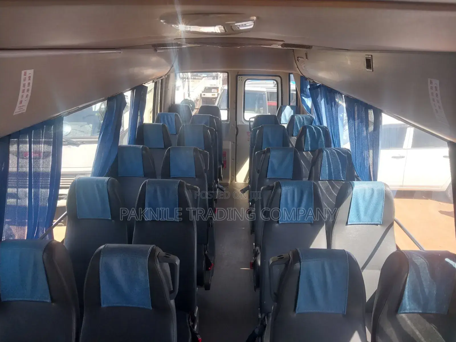 Mitsubishi Fuso Rosa 2016 White