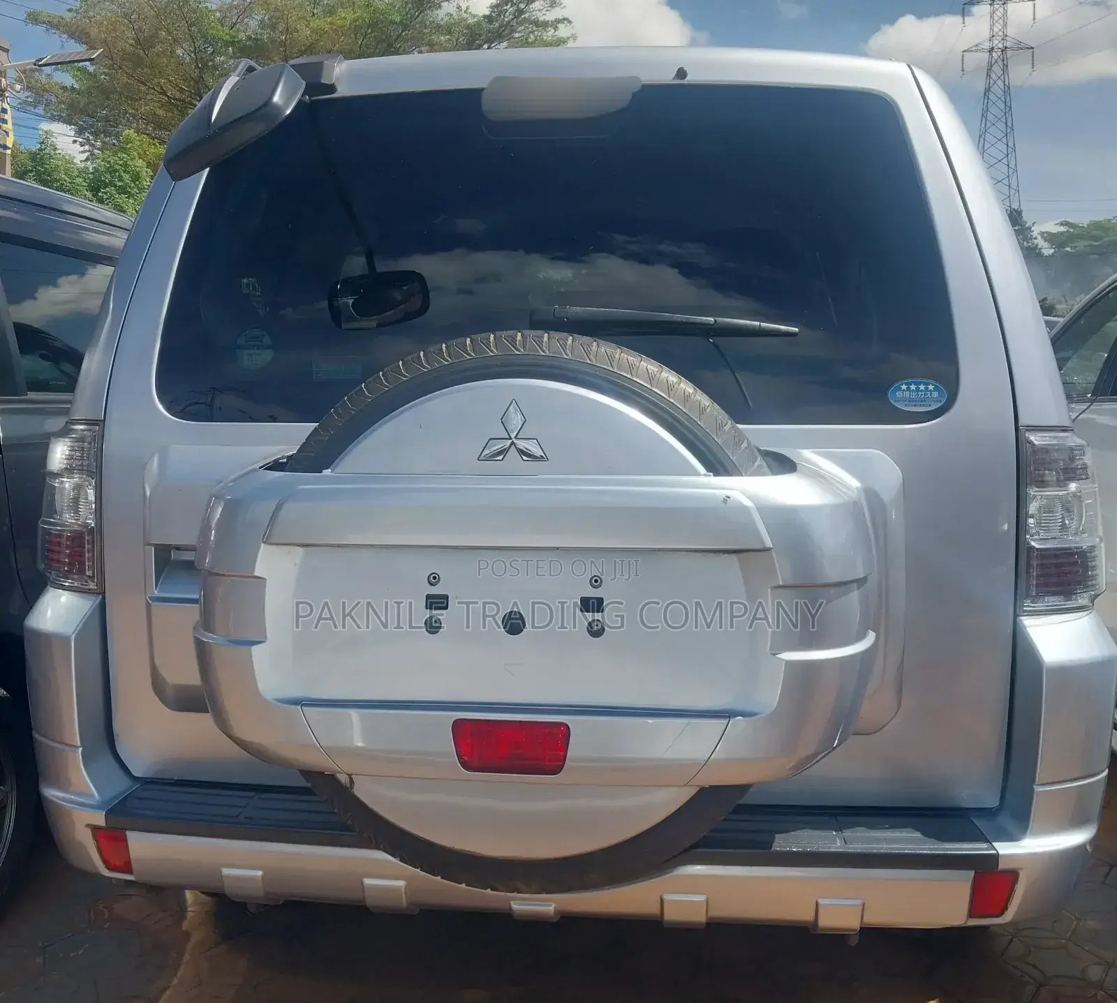 Mitsubishi Pajero 2015 Silver