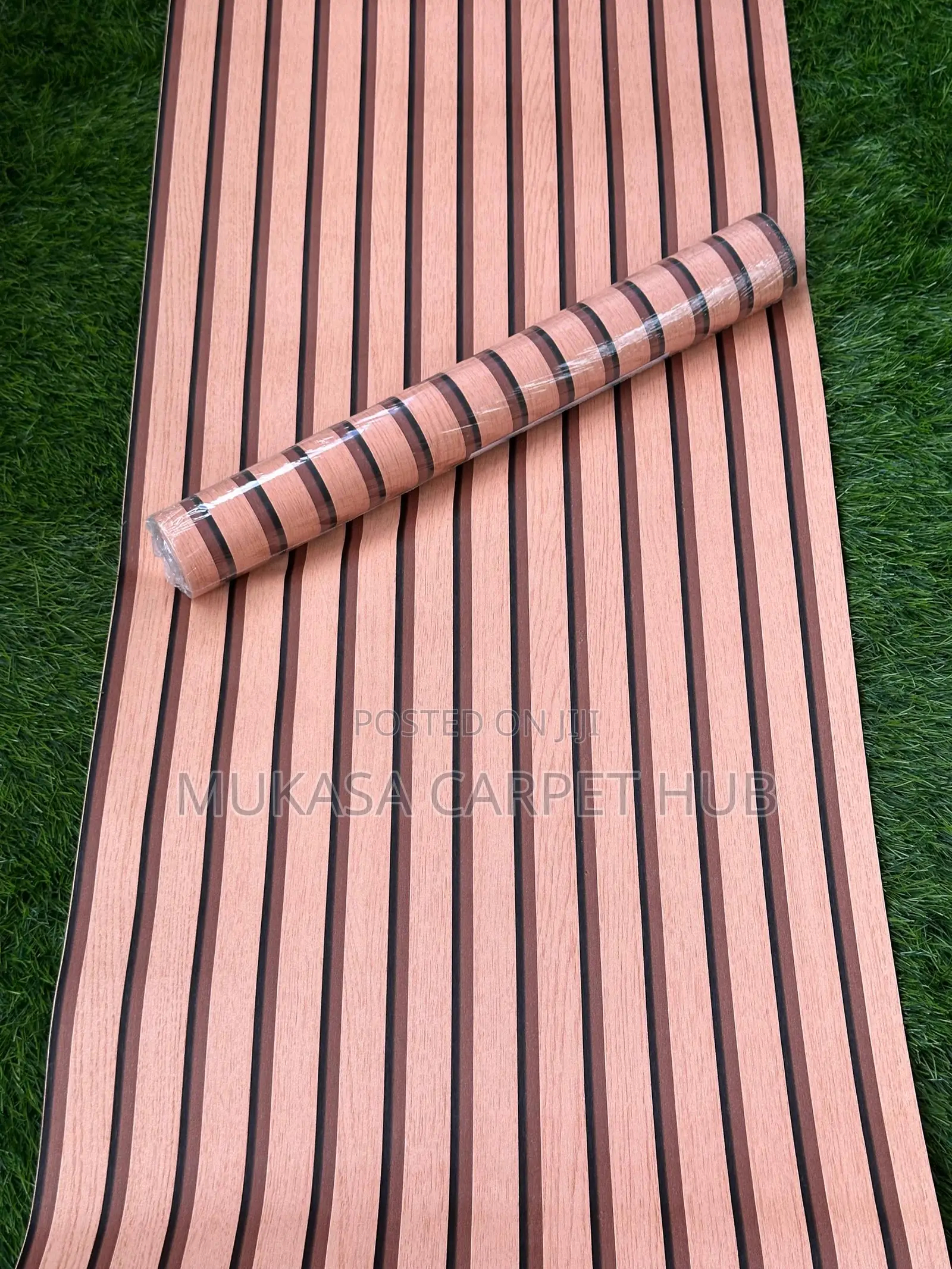 Modern Stripe Wallpaper for Elegant Wall Finishing