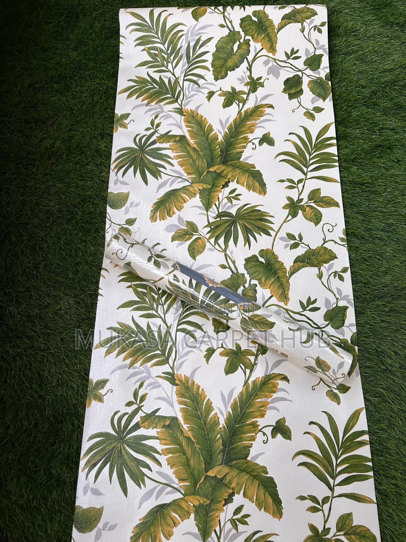 Elegant 3d Floral Wallpaper for Modern Home Interiors