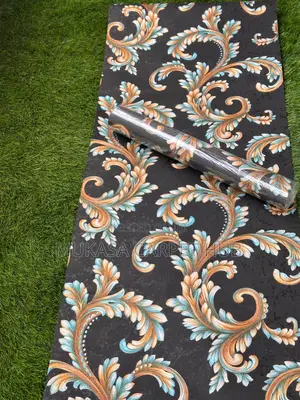 Luxury Black and Gold Wallpaper for Feature Walls