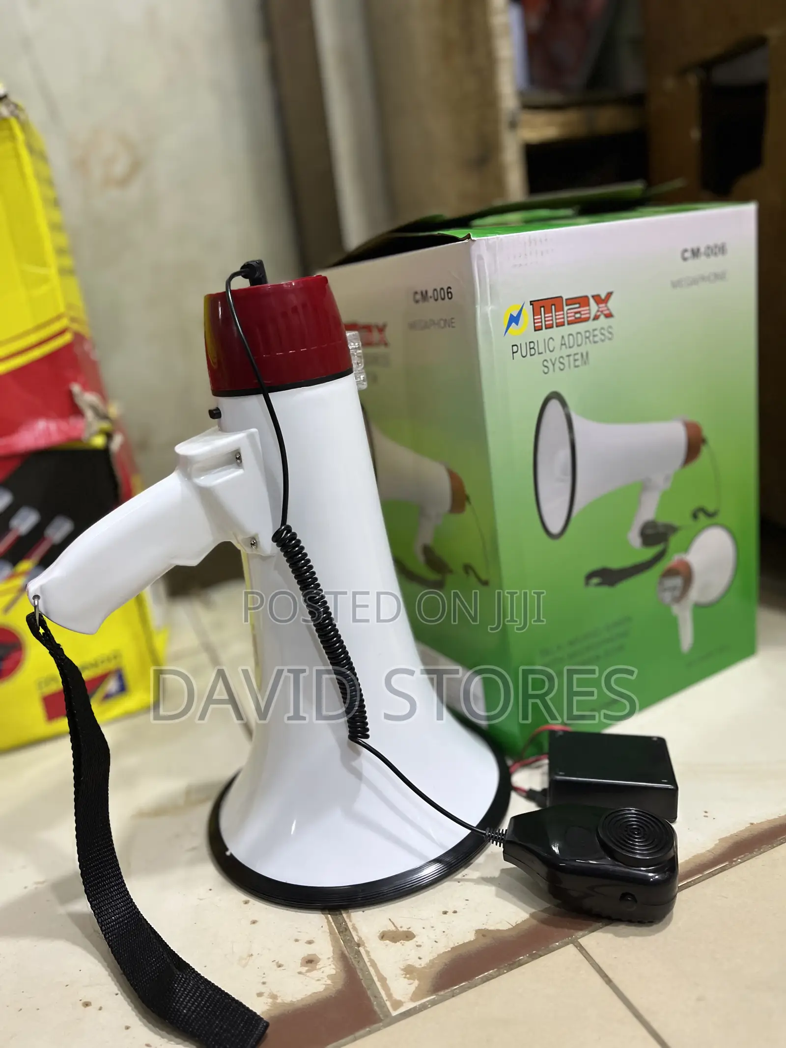Handheld Mega Microphone Cm-006