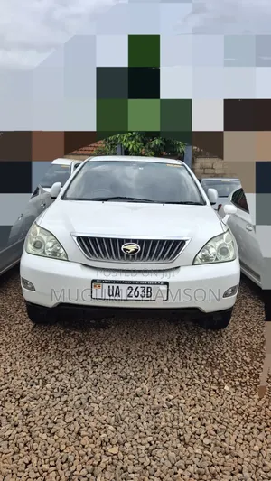 Toyota Harrier 2.4 2012 White