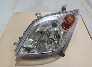 Headlamp Ist 2002 - 2007